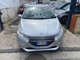Peugeot 208 1.4 HDi 68 CV 5 porte Allure automat - Peugeot 208 mit Diesel-Antrieb: Automatik