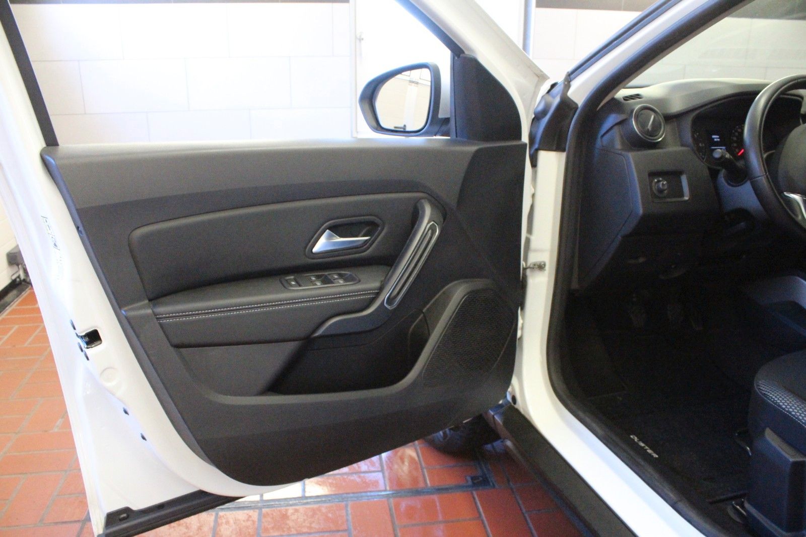 Fahrzeugabbildung Dacia Duster Sce 115 Prestige *Navigation *