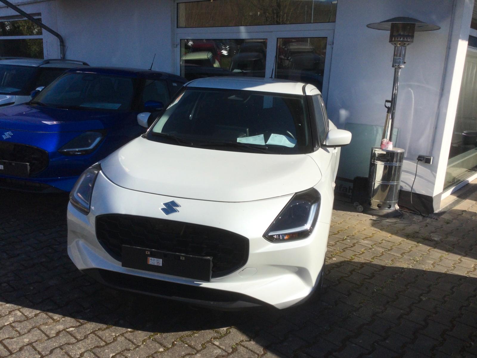 Suzuki Swift Club Hybrid