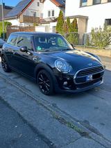 MINI One Blackyard Blackyard - MINI ONE: Blackyard