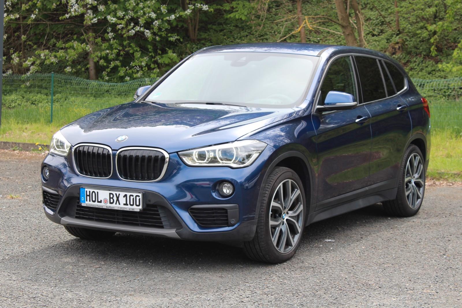 BMW X1 xDrive 20 d Adva. / Led / H&K / Kamera / M-Le