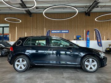 Volkswagen Golf VII *ISOFIX*A-HOLD*KLIMA*