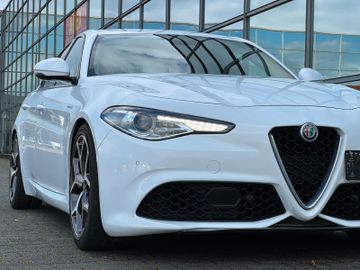 Alfa-Romeo Giulia - 6
