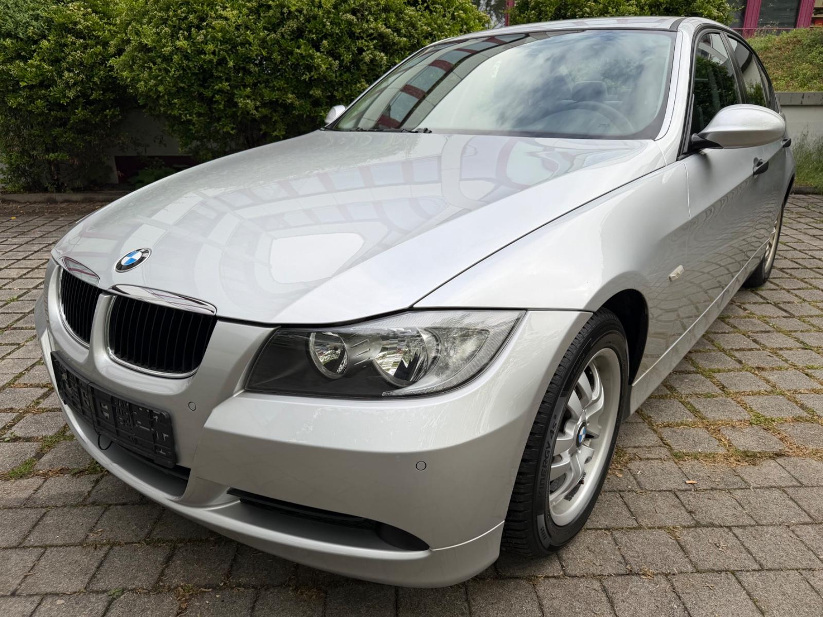 BMW 320i | PDC | HU Neu
