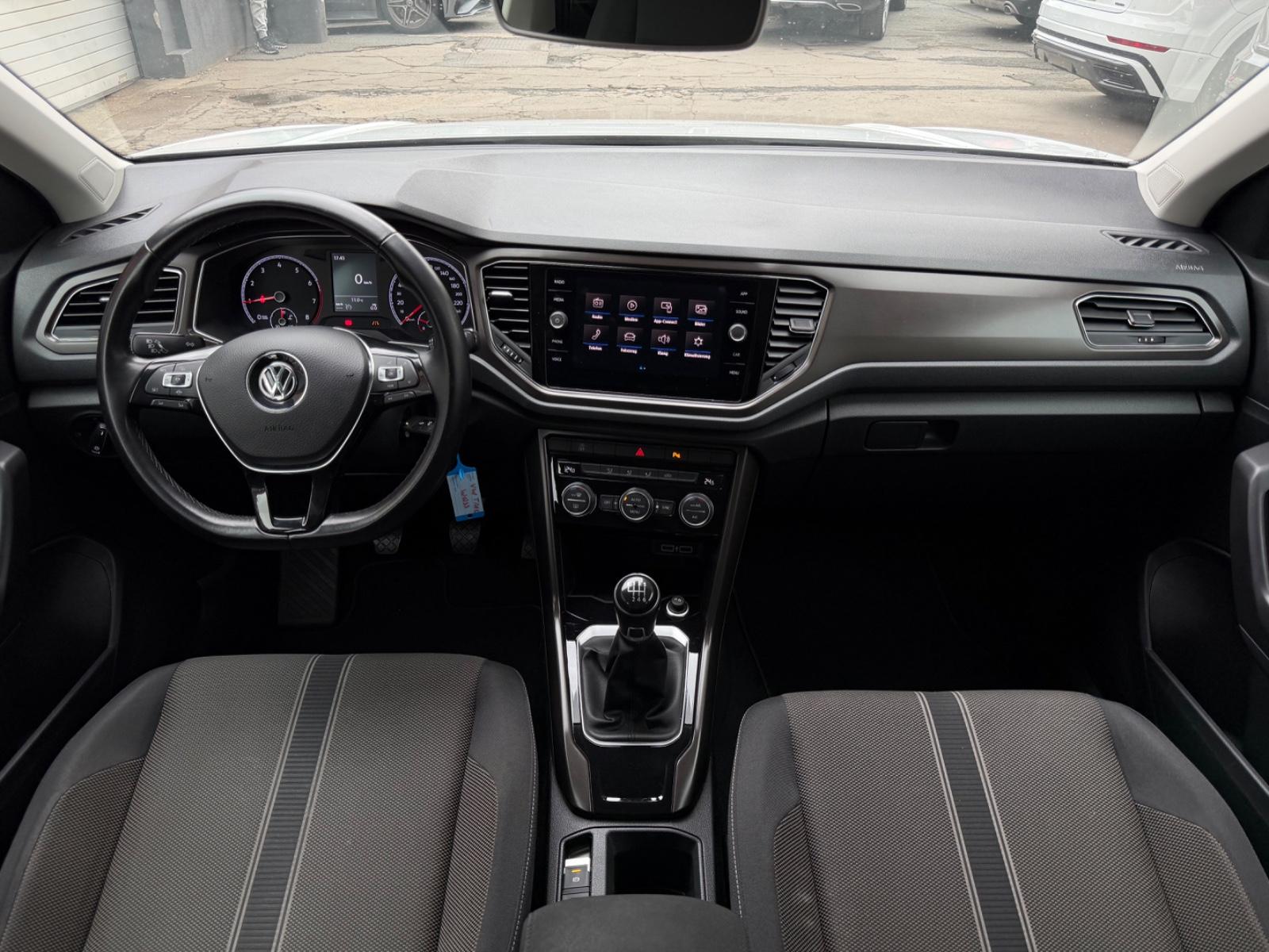 Volkswagen T-Roc Style*R-KAM*AHK*APPLE-CAR*ALU
