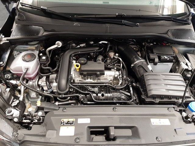 Fahrzeugabbildung Seat Arona Style 1.0TSI LED SitzHz 18"Alu Klimaaut.