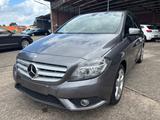 Mercedes-Benz B 180 B -Klasse B 180 CDI/AUTOMATIK/SHZ/NAVI - Mercedes-Benz B 180 Gebrauchtwagen in Freiburg