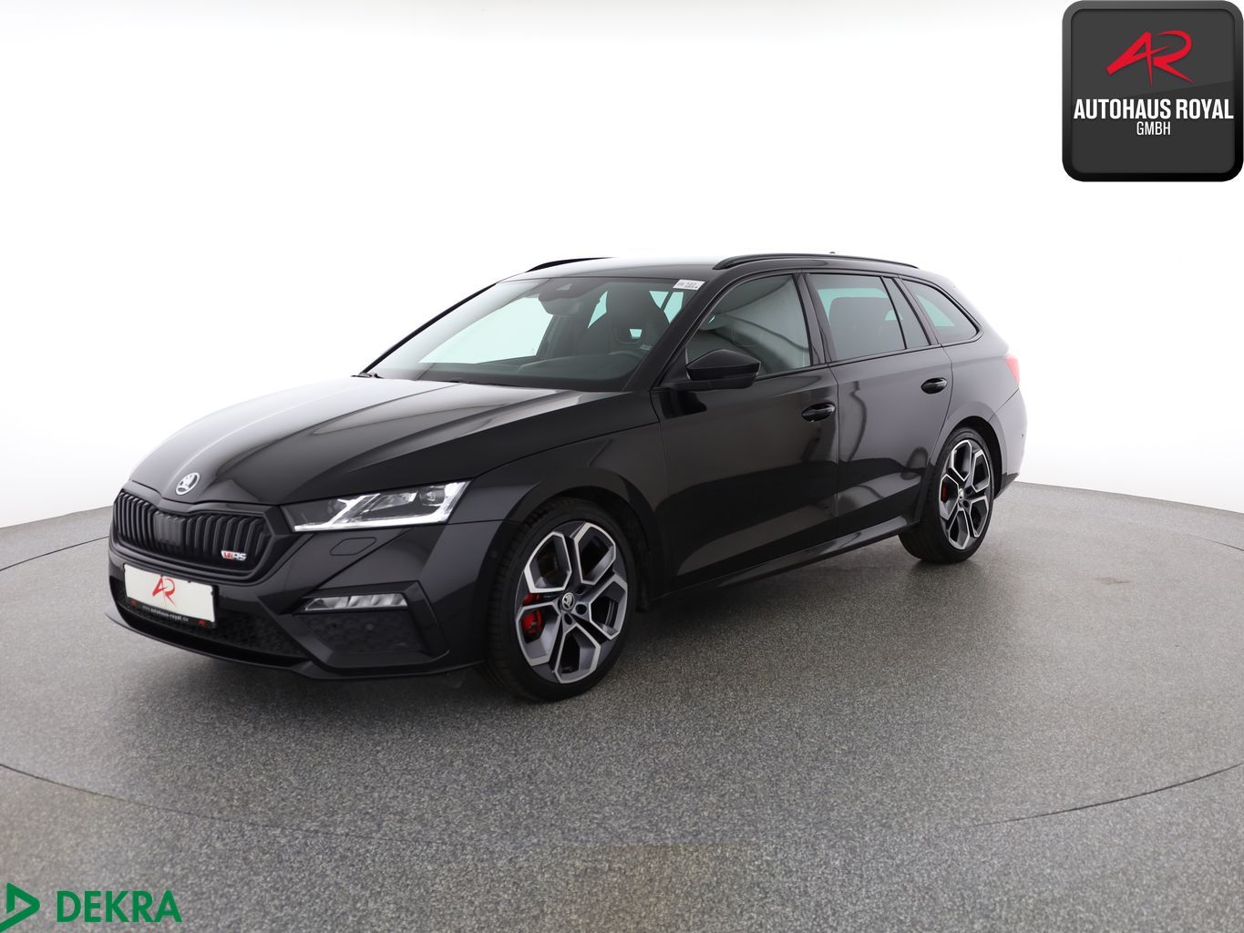 Skoda Octavia Combi 2.0 TDI RS PLUS HEADUP,MASSAGE,AHK