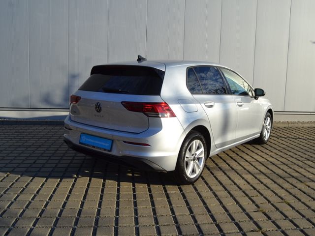 Golf VIII 1.5 TSI Life LED/NAVI+VZE/16-ZOLL/PDC/