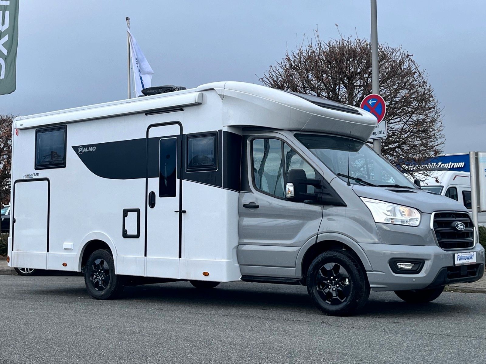 Fahrzeugabbildung NobelART T-5000 Modell 2026 NEUJAHRSANGEBOT