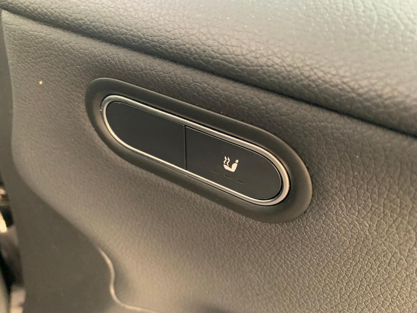 Mercedes-Benz A 250 e Facelift Widescreen Distr+ Kam AHK Leder