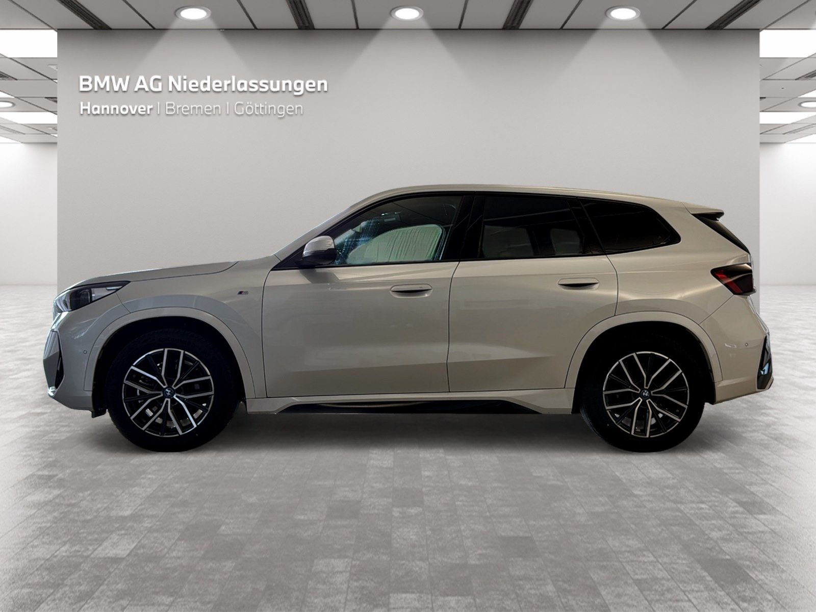 BMW iX1 - Bild 3