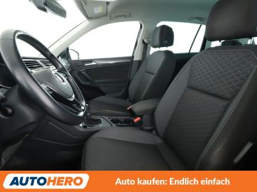 Volkswagen Tiguan - 10