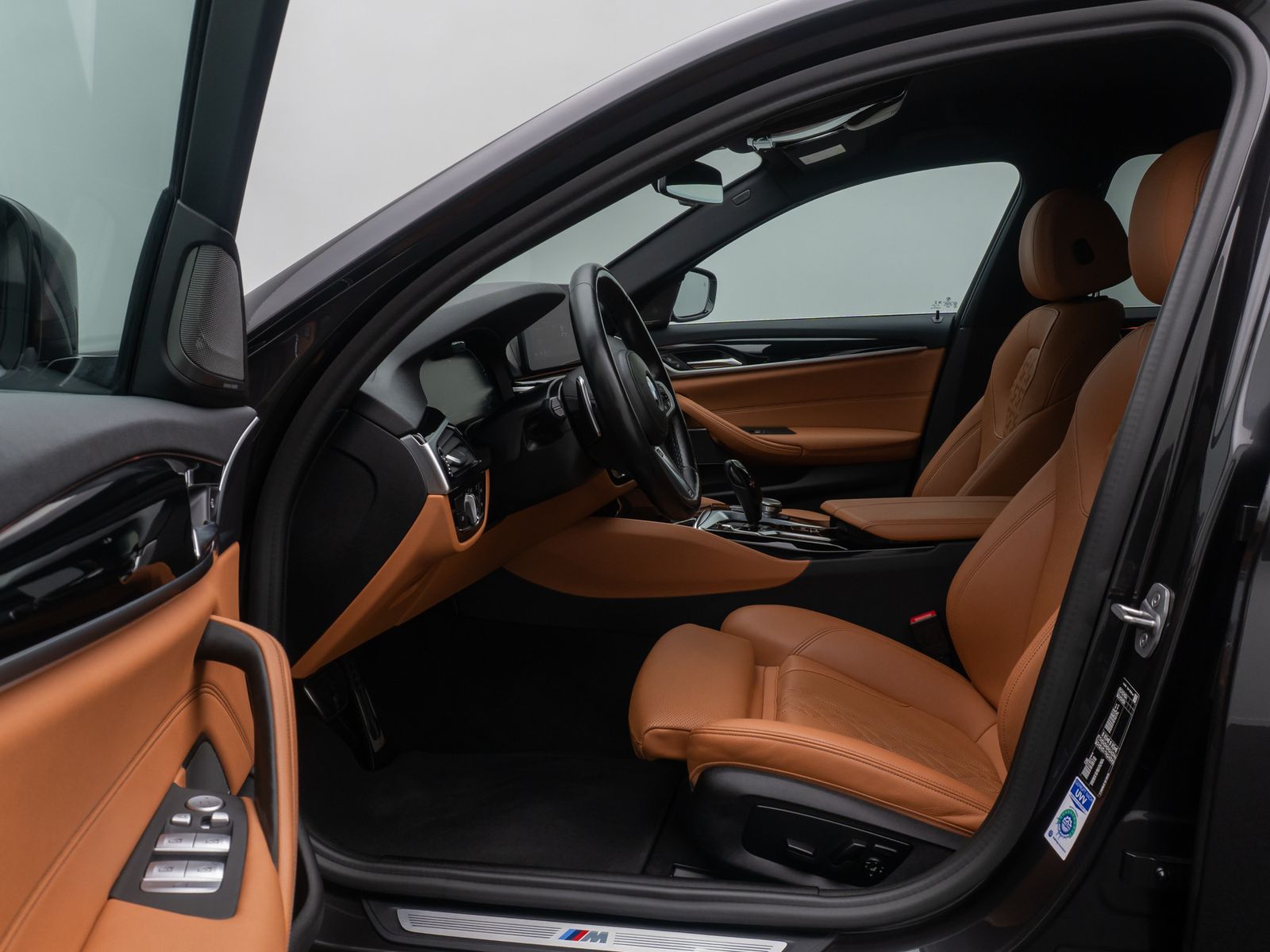 Fahrzeugabbildung BMW 530d M Sport Kamera DAB Laser Komfort H/K HUD 19