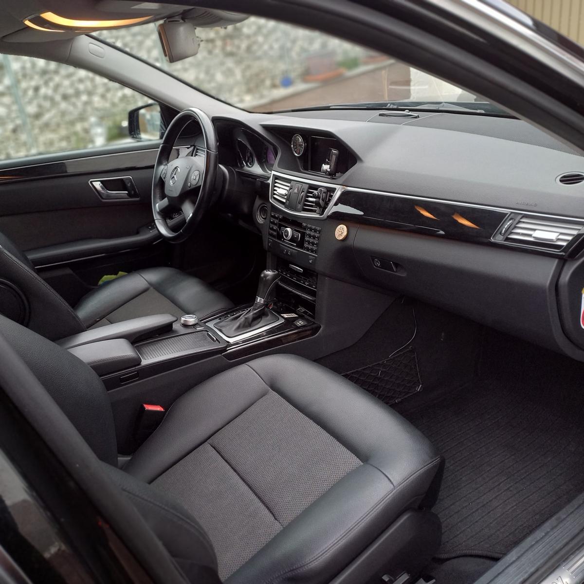 Mercedes-Benz E 220 CDI BlueEFFICIENCY AVANTGARDE AVANTGARDE