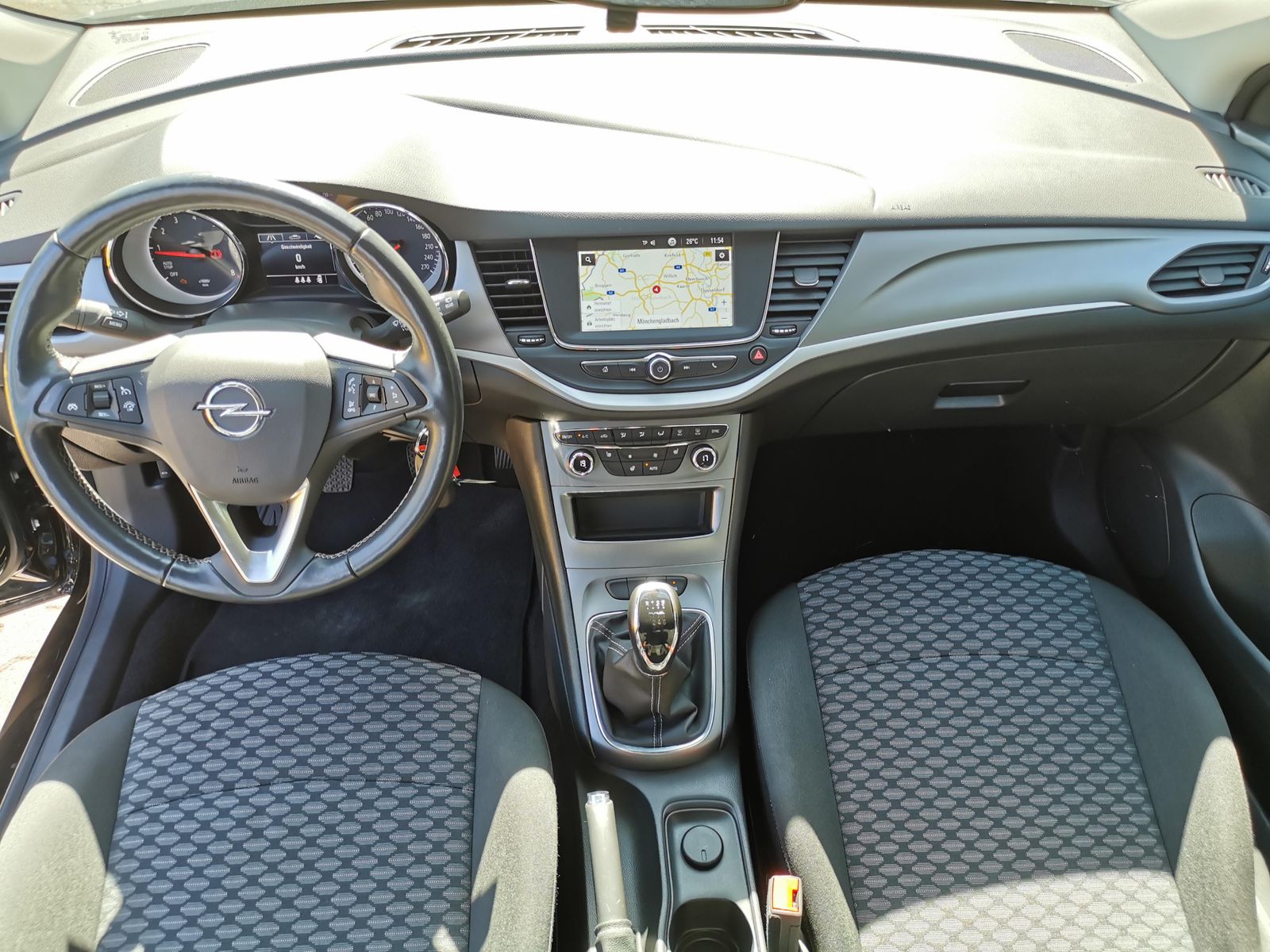 Fahrzeugabbildung Opel Astra K Sports Tourer, 1.2 Turbo, Edition