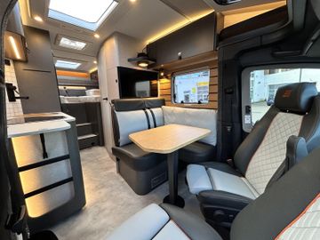 HYMER ERIBA HYMERCAR ML-T CrossTrail 580 4x4 Winterpaket XL Bett GFK