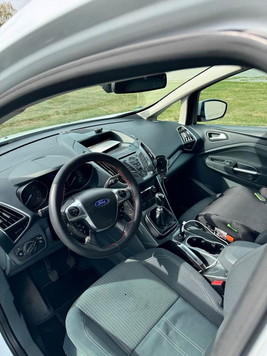 Ford Grand C-MAX 2012 — photo 5