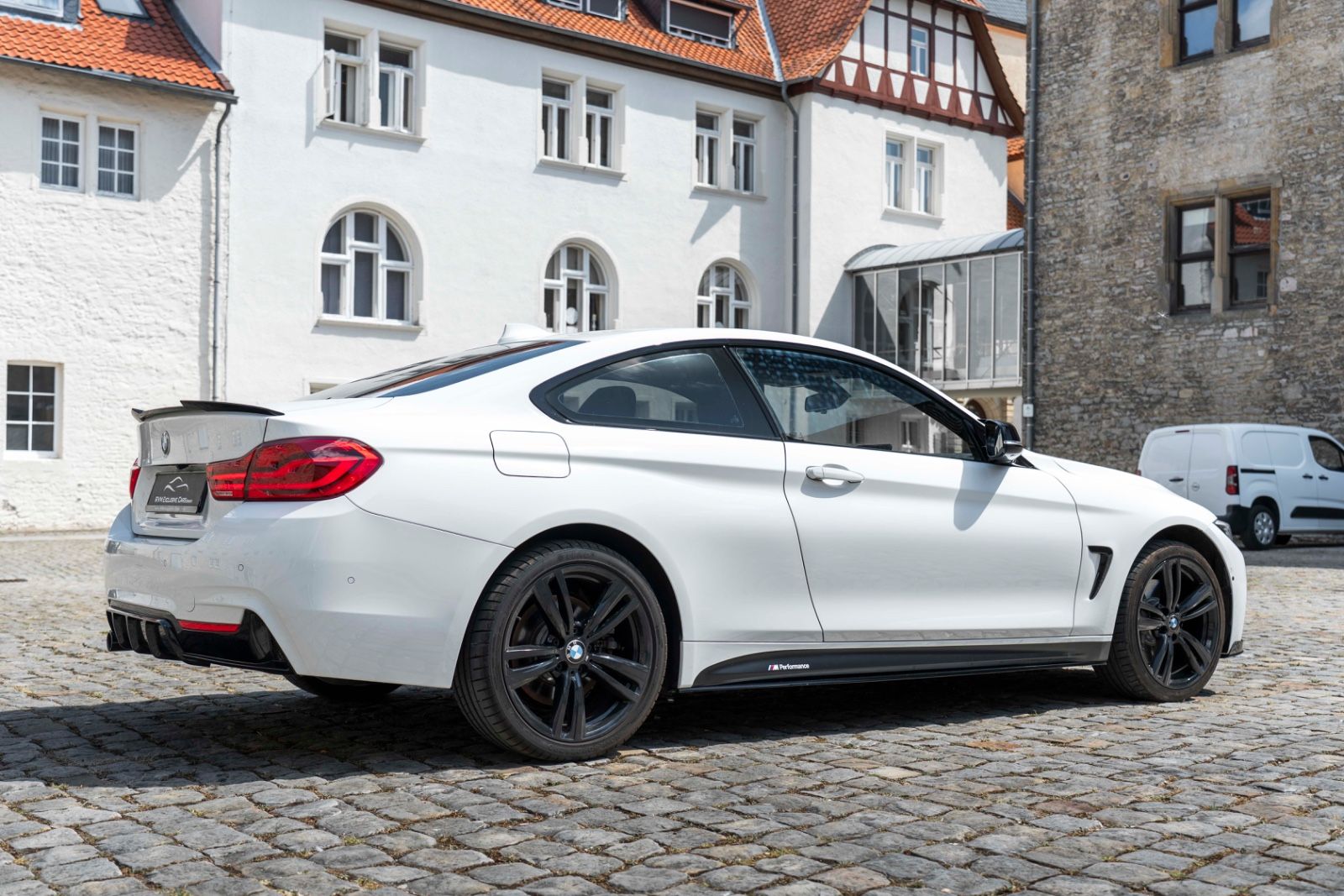 Fahrzeugabbildung BMW 430IX M-PERFORMANCE H&K HUD LED KAM CARPLAY ALC