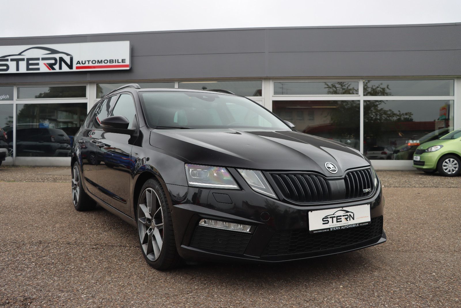 Skoda Octavia - 1