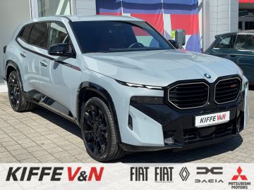 BMW XM - 1
