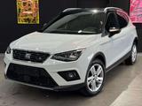 Seat Arona DSG*FR*2.Hand*Automatik*NAVI*TÜV NEU*Winte - weiße Seat Arona