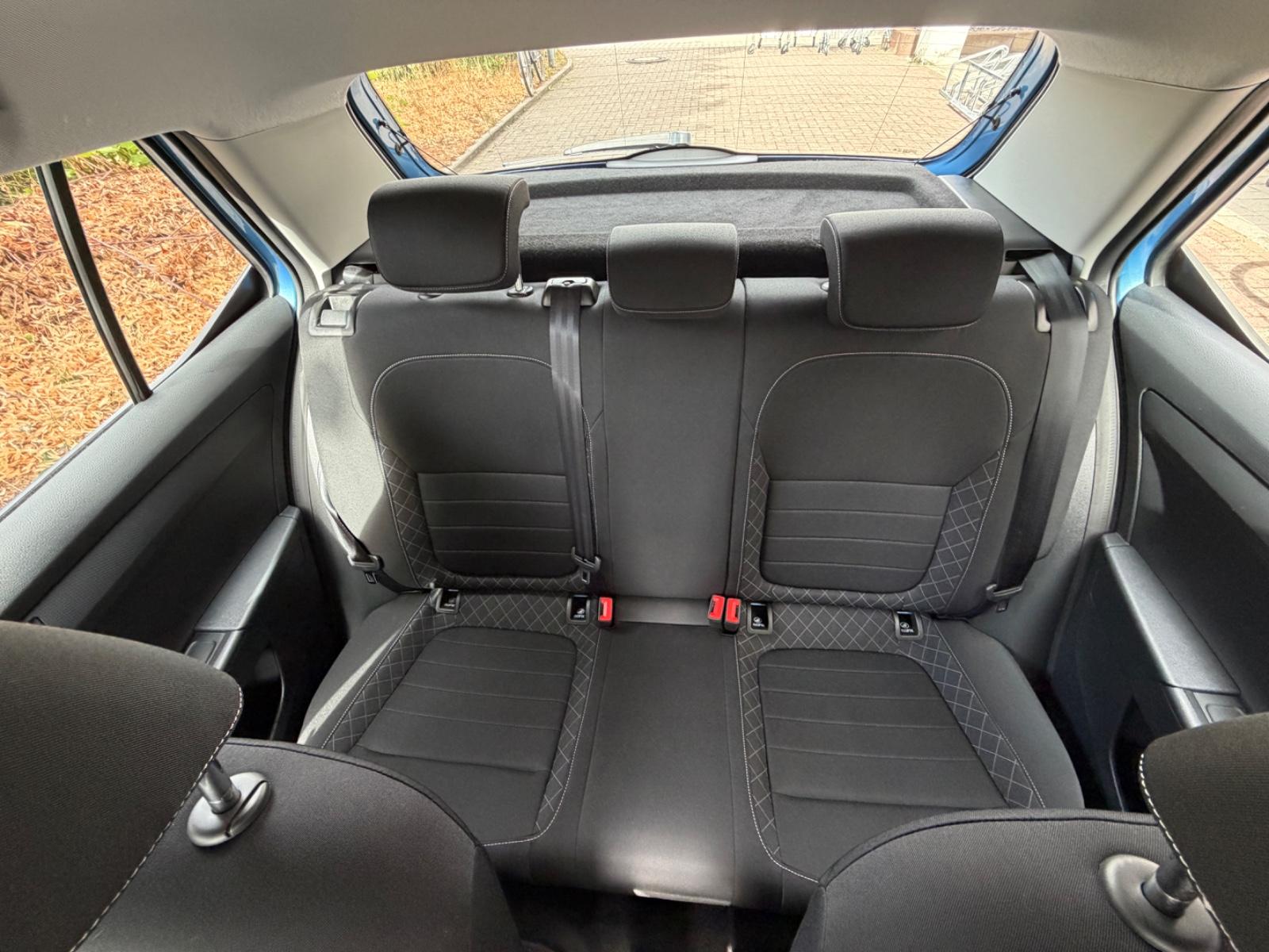 Skoda FabiaStyle/Klima.A/Sitz-H/PDCx2/Garantie/Tüv-Neu