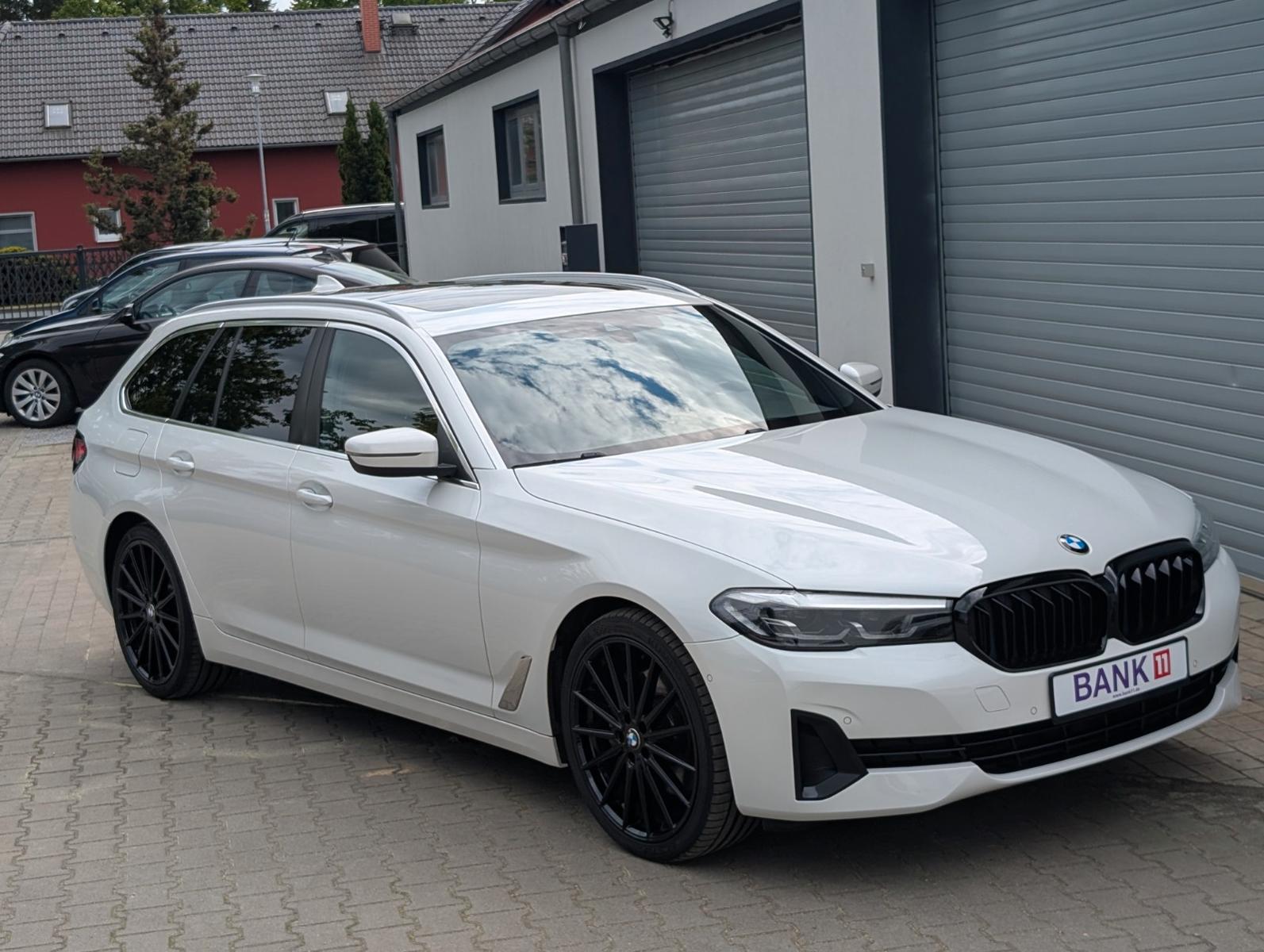 BMW 530 d xDrive Tour MWST 1Hd PANO LED AHK LEDER VC