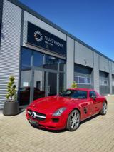Mercedes-Benz SLS AMG - Mercedes-Benz SLS AMG: Coupe