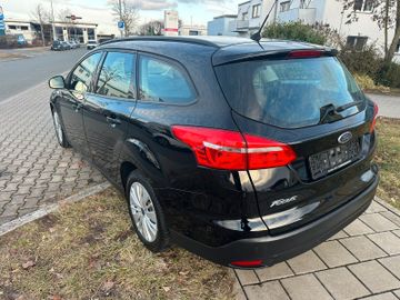 Ford Focus - 10