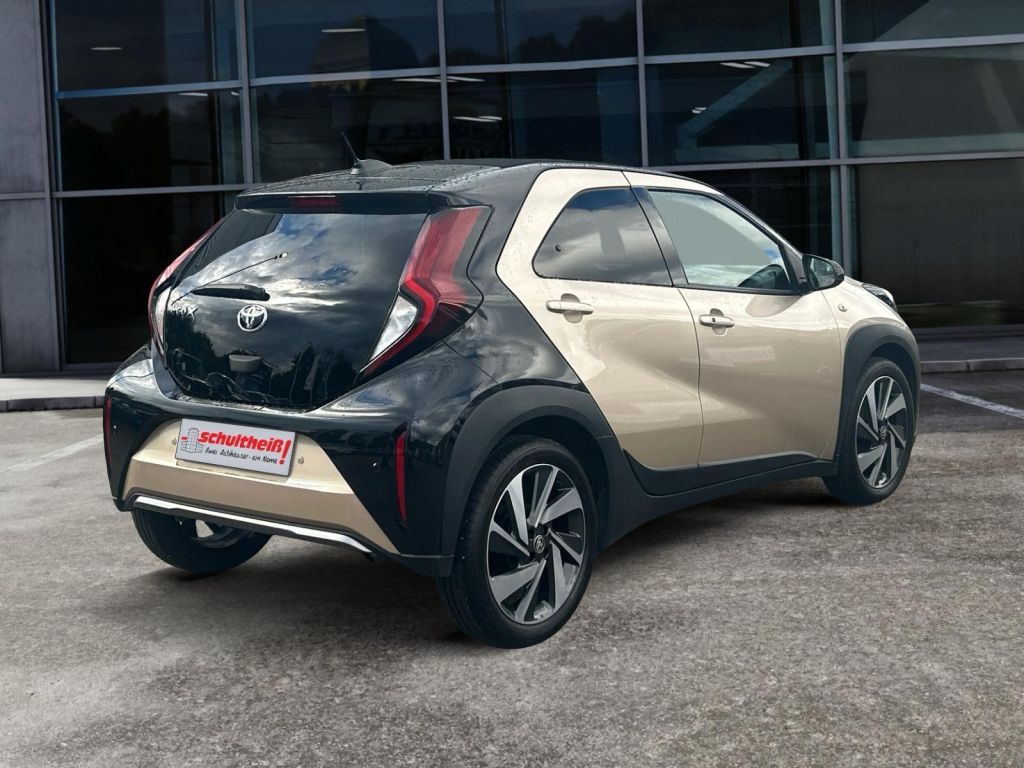 Fahrzeugabbildung Toyota Aygo X Air Explore