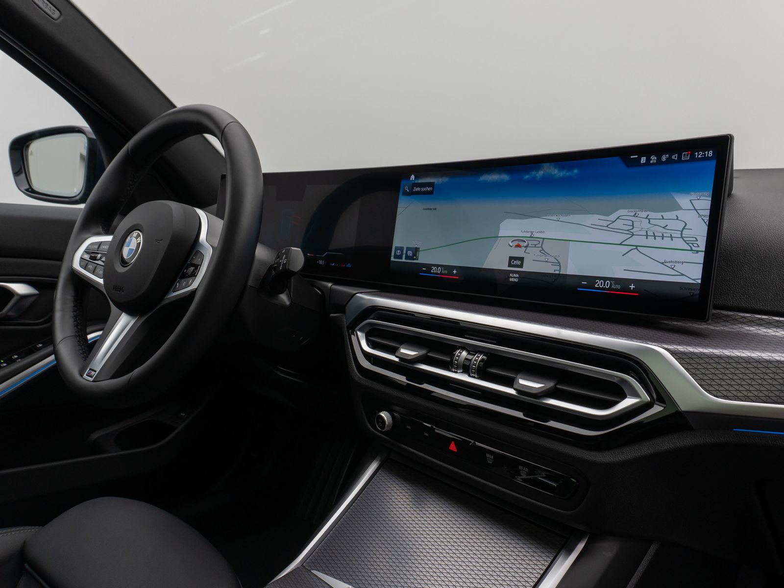 Fahrzeugabbildung BMW 320i M SportPro Panorama Kamera DAB HiFi Stop&Go