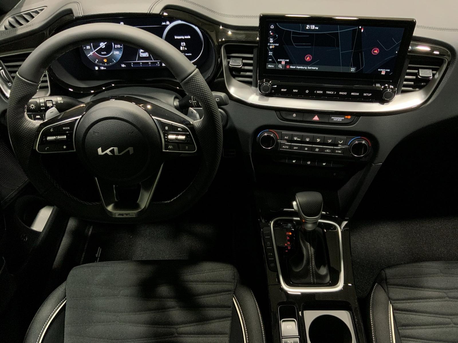Kia cee'd GT-line 1.5 T-GDI DCT SW Kombi. 103 kW. 5-