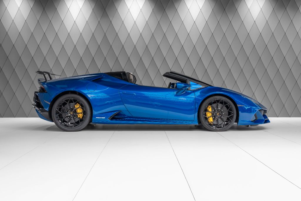 Huracán EVO Spyder BLU SIDERIS LIFT SENSONUM - Bild 3