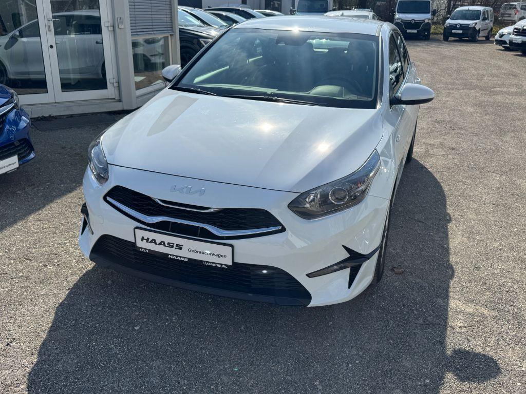 Kia Ceed 1.5 T-GDI DCT7 OPF Vision