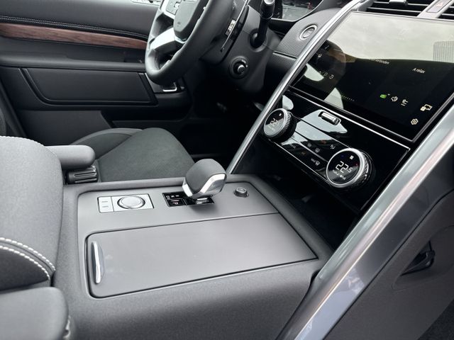Land Rover Discovery D300 SE Dyn+Pano+ACC+AHK+StHzg+Winterp