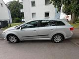 Toyota Avensis 1.6 Benzin  106.000 km  T... - gebrauchte Toyota Avensis aus dem Jahr 2013