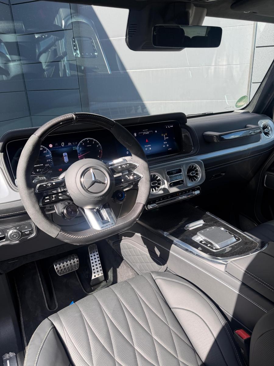 Mercedes-Benz LARTE DESIGN WINNER EDITION G 63 AMG FULL CARBON