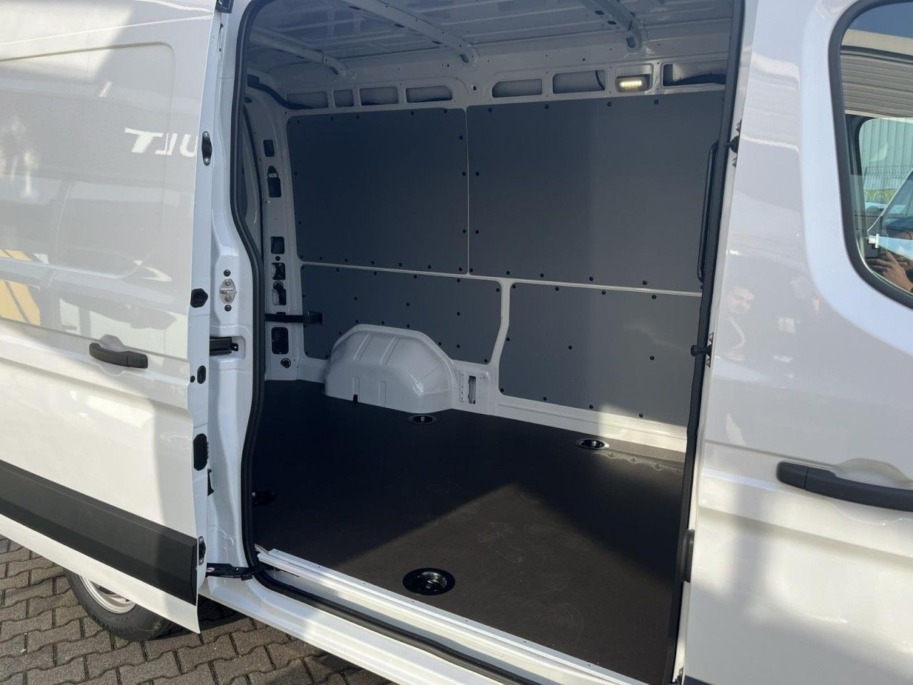Renault Master - Bild 15