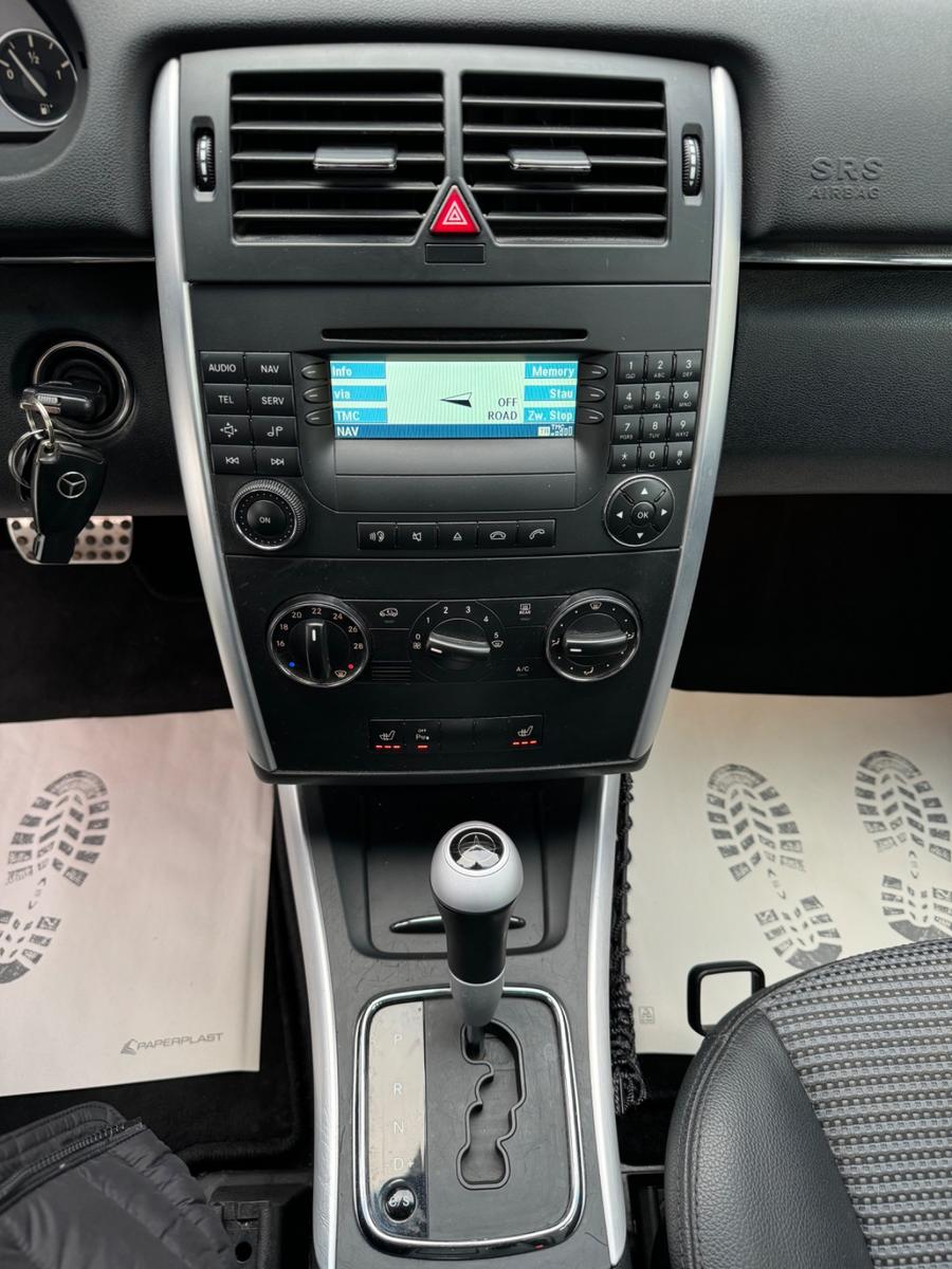 Mercedes-Benz B200 2006 — photo 12