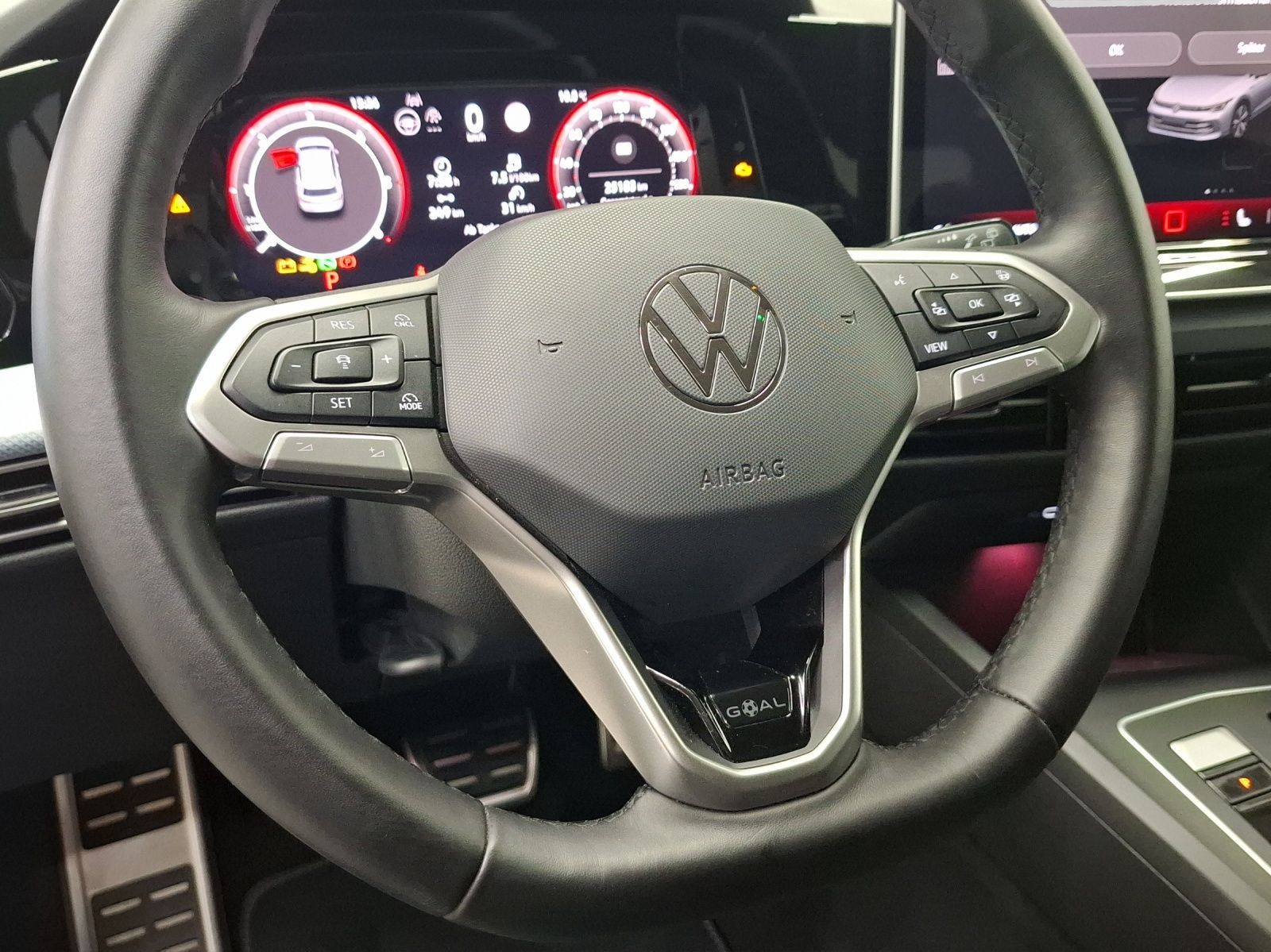 Volkswagen Golf - Bild 10