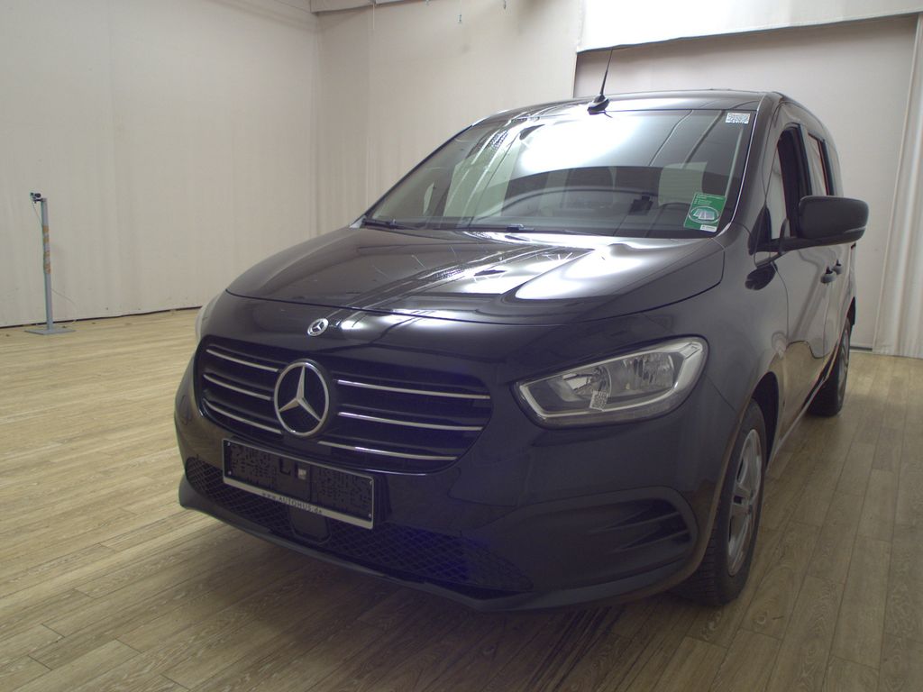 Mercedes-Benz T-Class — hlavná fotografia