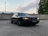 Audi S8 D2 1998