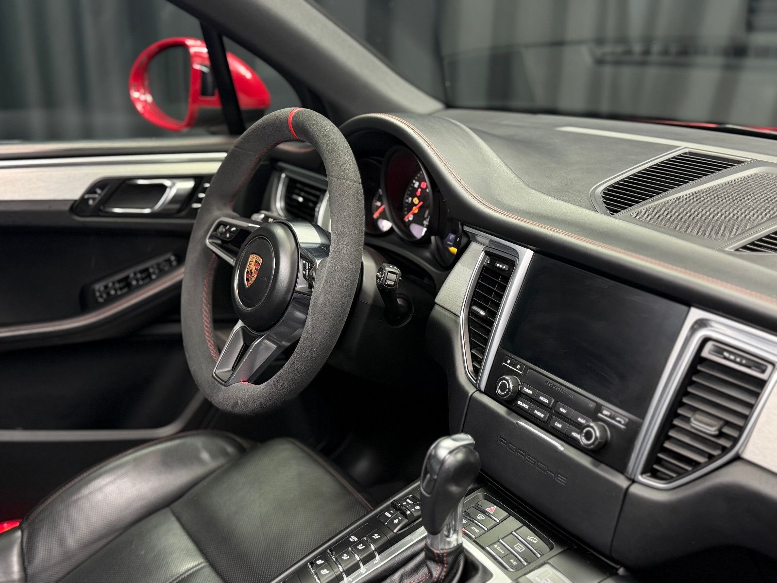 Fahrzeugabbildung Porsche Porsche Macan GTS |BOSE|360°|SITZBELÜFTUNG
