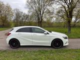 Mercedes-Benz A 180 *Urban*Sportsitze*Navi*Automatik*AMGFelgen - gebrauchte Mercedes-Benz A 180 aus dem Jahr 2016