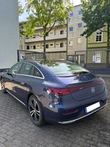 Mercedes-Benz EQE 300 Advanced, Pano-D, Distr., Kamera, Sounds - blaue Mercedes-Benz EQE