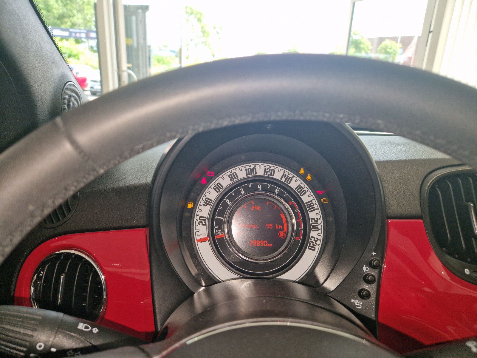 Fahrzeugabbildung Fiat 500C 1.0 GSE N3 Hybrid DOLCEVITA PDC