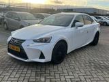 Lexus IS 300 300h Hybrid Business Line - scheckheftgepflegte Lexus IS 300