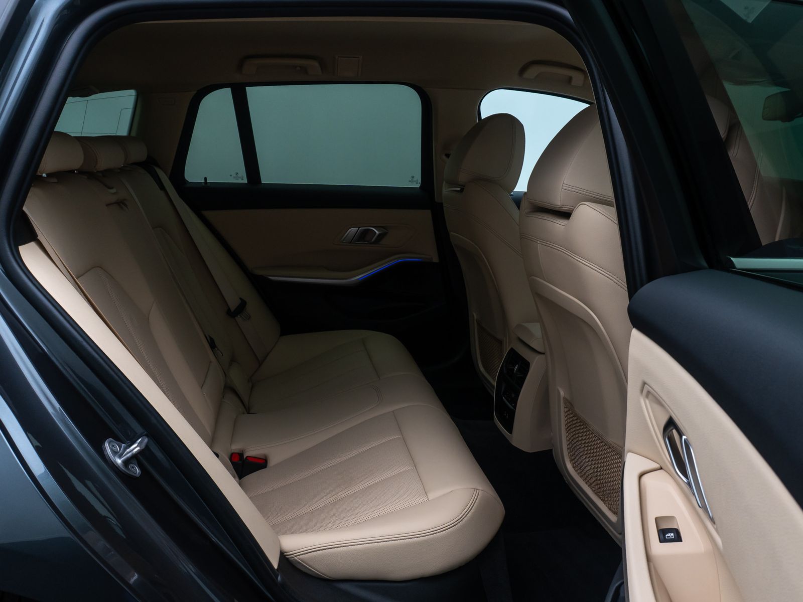 Fahrzeugabbildung BMW 320d xD Luxury Line ACC DAB Laser Kamera Memory