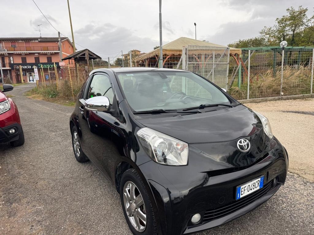 Toyota IQ